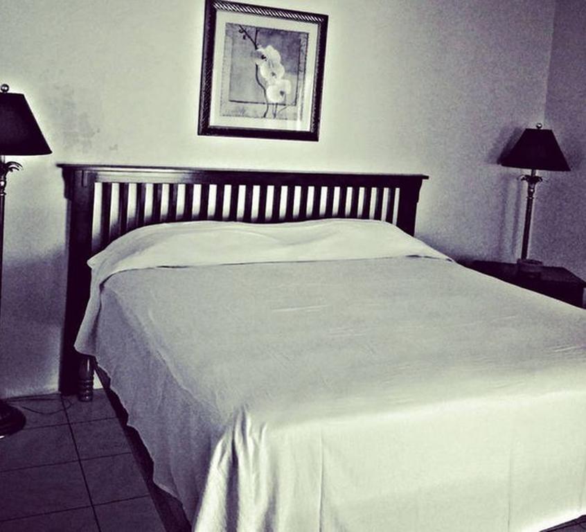 Jamrock Secret Retreat Hotel Montego Bay Esterno foto